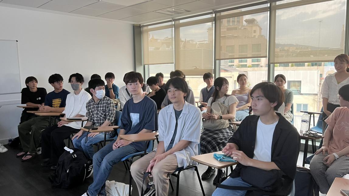 SAF Japan IES Abroad Barcelona Study Tour - Classroom