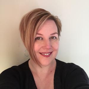 andrea mitchell dublin headshot